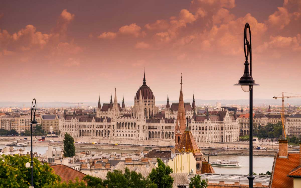 Budapest-tour-bayfinch-holiday