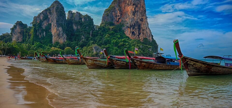 Thailand 16 Nights Island-Hopping Adventure