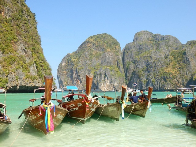 Krabi, Koh Lanta, Phi Ph islands & Phuket - 16 Nights Thailand Holiday